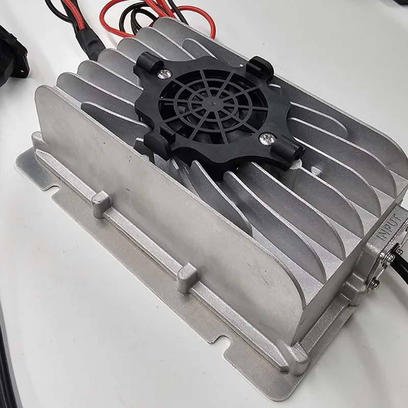 عربة جولف عالية الطاقة 600 واط شاحن سريع حصري